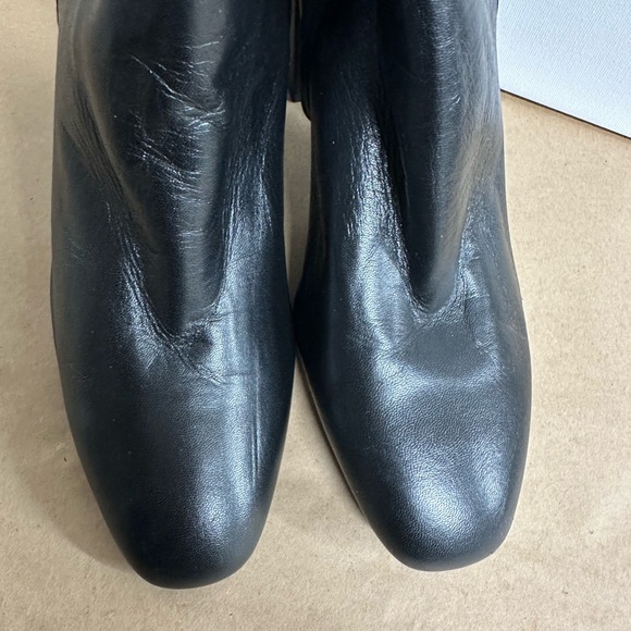 Elegant Black Leather Aquatalia Ankle Boots Made in Italy - Picture 3 of 8